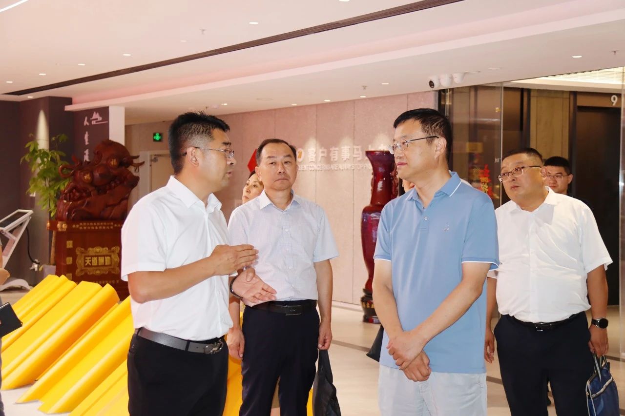 陕西PariMatch拼搏集团与陆运助公司座谈互换 陕西PariMatch拼搏集团与陆运助公司座谈互换